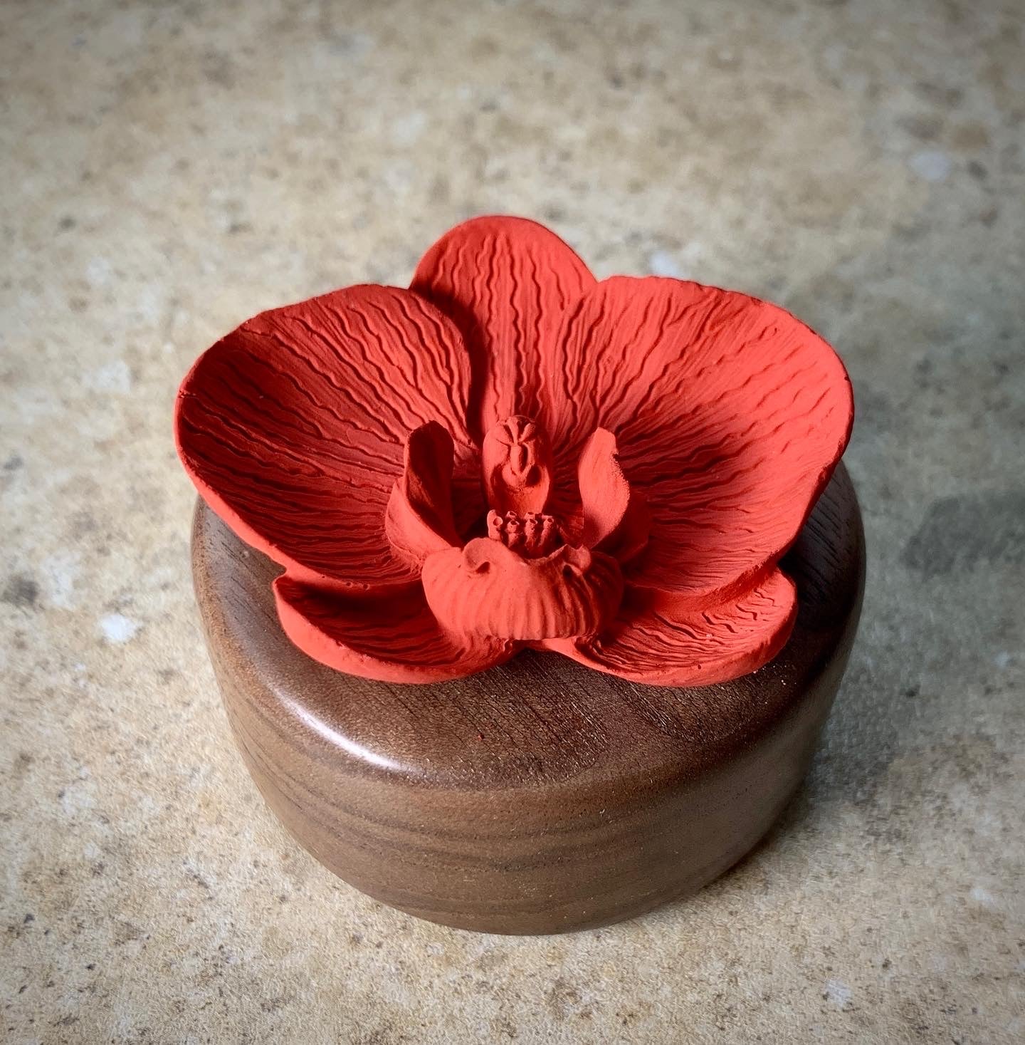 立體黑色蘭花擴香座 - Slowwood Creation