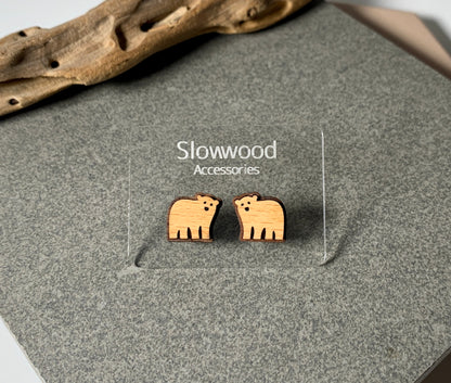 手工木製動物造型耳環，Slowwood 原創設計
天然木材雕刻耳飾，展現可愛自然主題風格